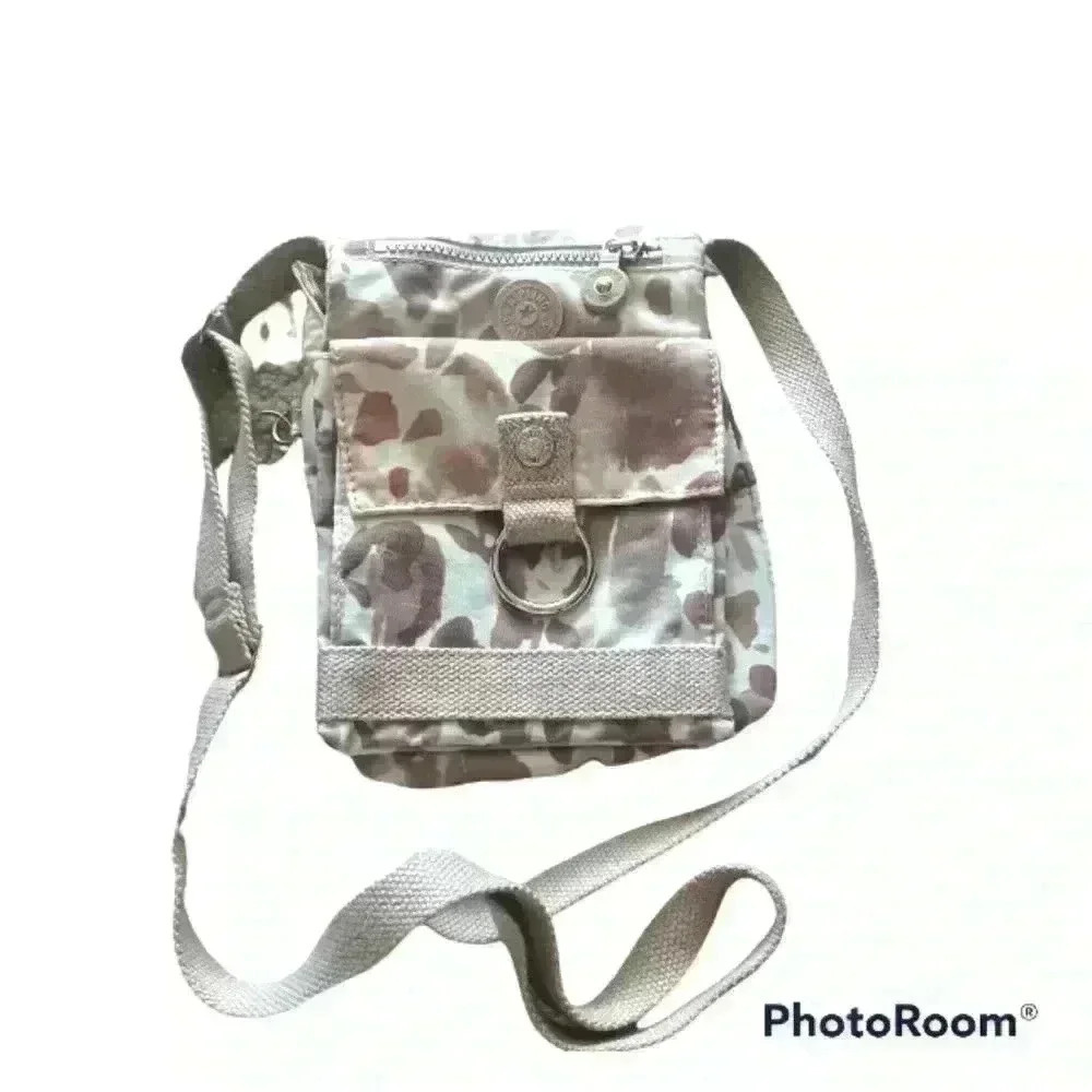 Kipling Leapord Print Small Crossbody Organizer Lightweight Travel Purse Bag